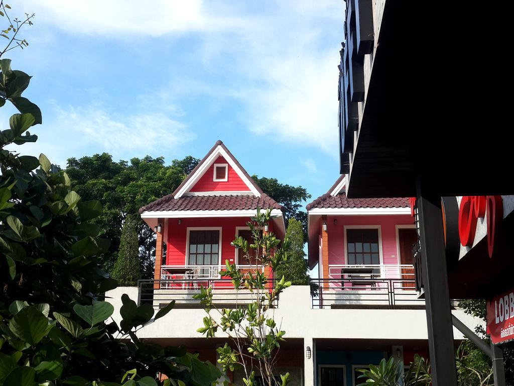 Hôtel Toffee House à Nakhon Nayok Extérieur photo